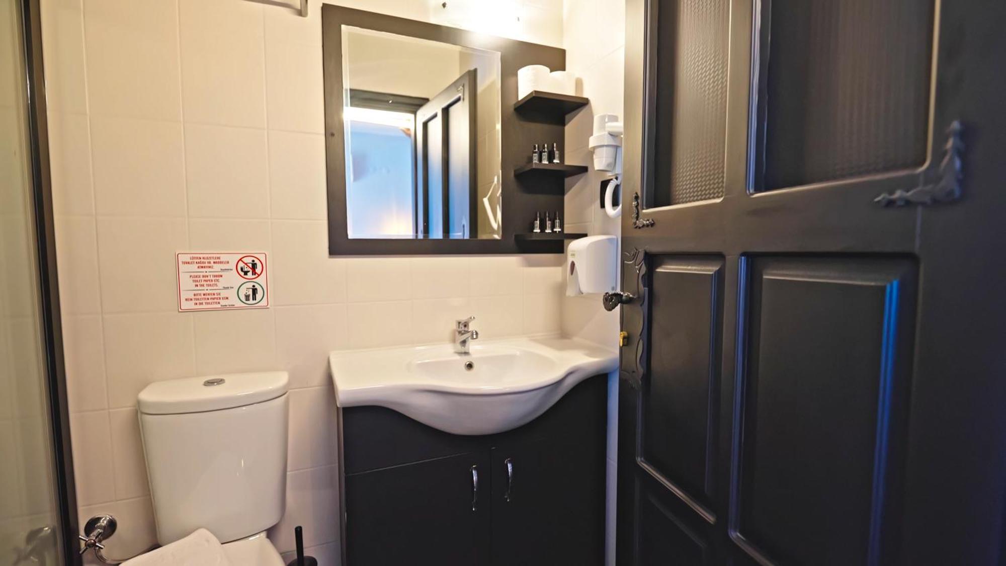 Yasemin Hotel Fethiye Zewnętrze zdjęcie